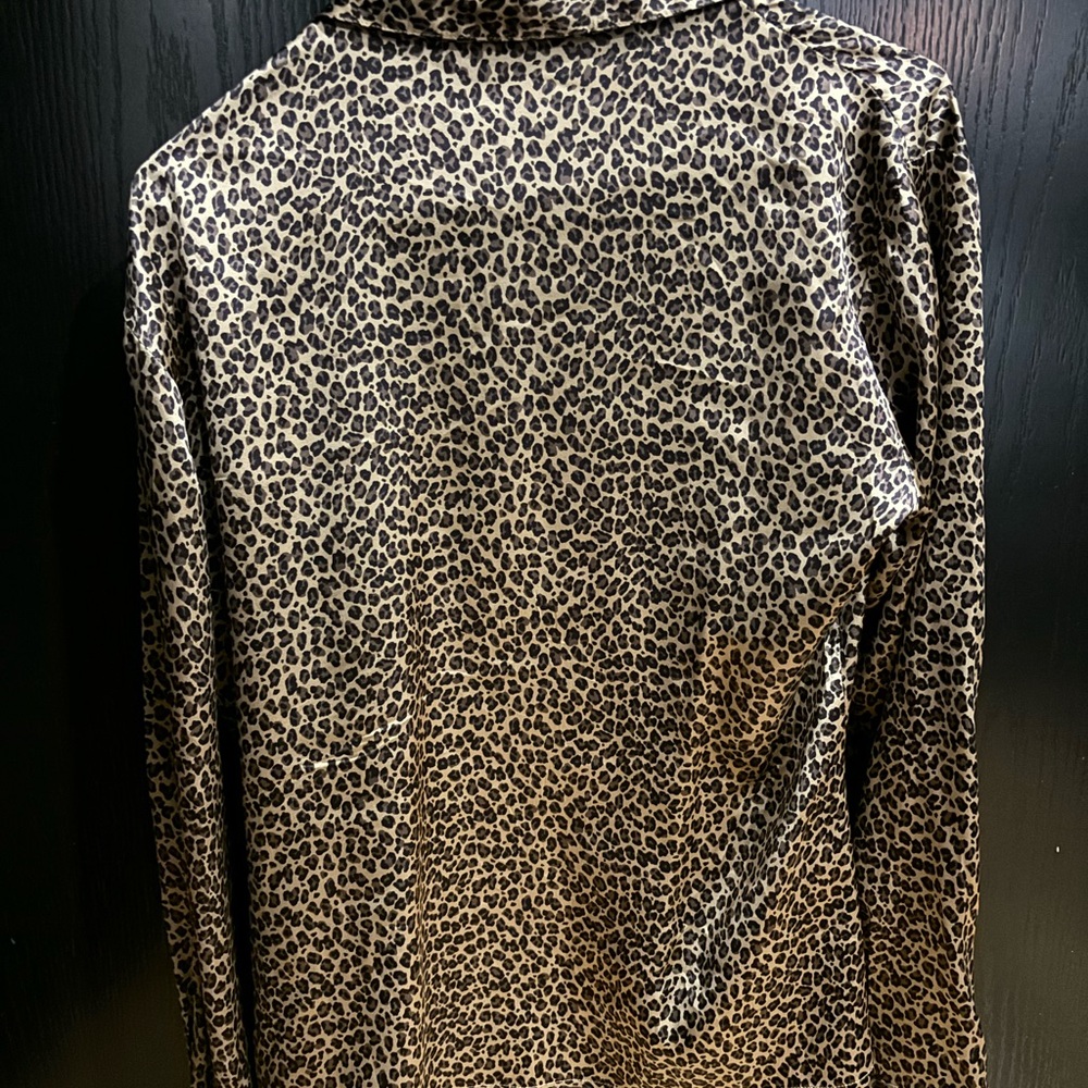 Leopard Print Button-Up Blouse - Picture 3 of 4